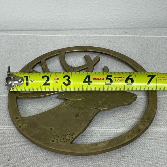 7” Round Solid Brass Stand With Deer Head. - Picture 7 of 8